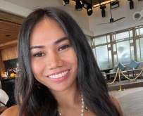 Thai Frau Phuket June
